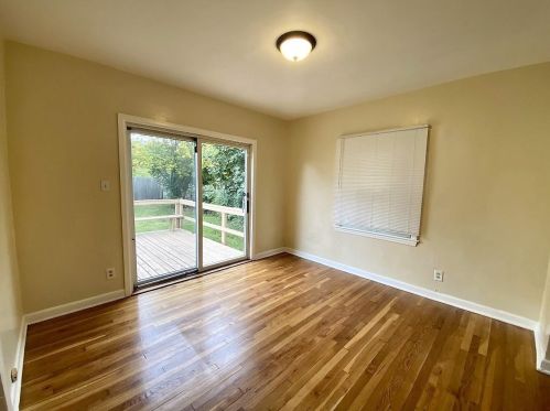 5764 40th St, Milwaukee WI  53221-3910 exterior