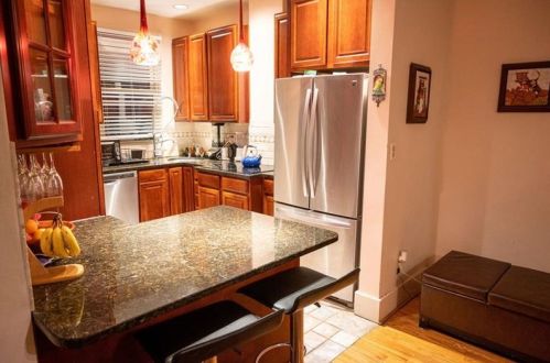 2621 Tilbury Ave, Pittsburgh PA  15217-2514 exterior