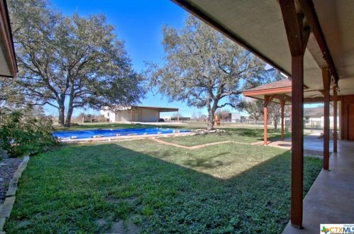 4959 Beck Rd, San Antonio TX 78263-2301 exterior