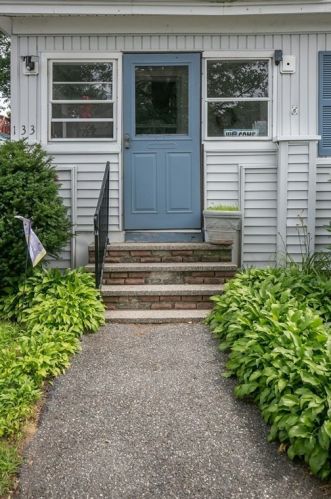 133 Edendale St, Springfield, MA 01104-2261