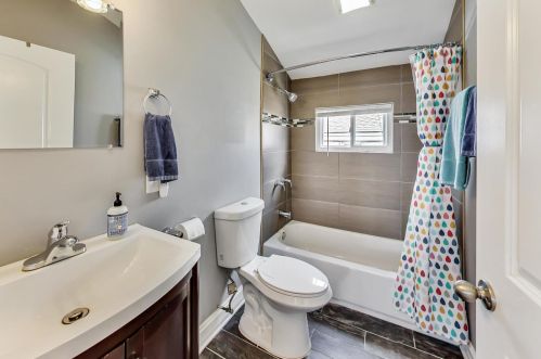 4316 Moody Ave, Chicago IL 60638-3545 exterior