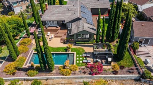 4880 Alder Dr, San Diego CA 92116-2304 exterior