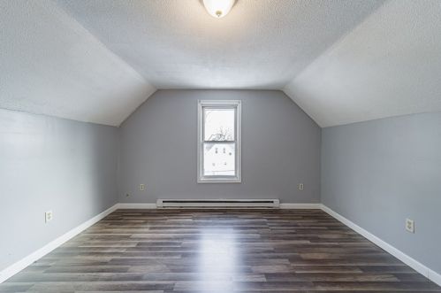 95 Dawes St, Springfield MA 01109-3042 exterior