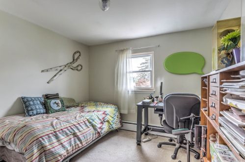 309 Amsterdam Ave, Babylon NY 11704-4929 exterior