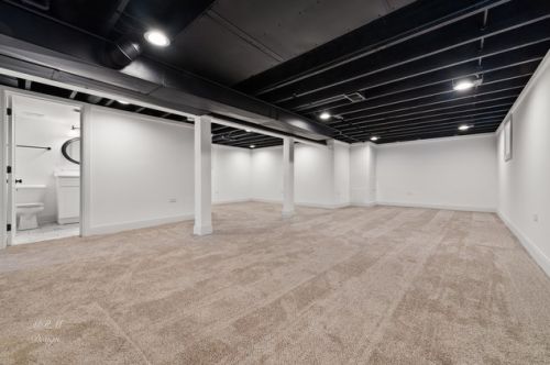 2240 Karlov Ave, Chicago IL 60652-3603 exterior