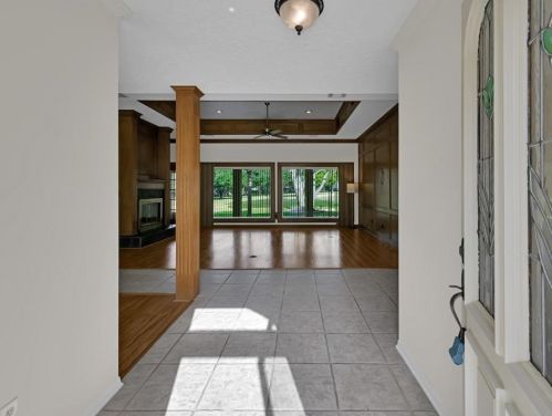 105 April Waters Dr, Montgomery TX  77356-8834 exterior