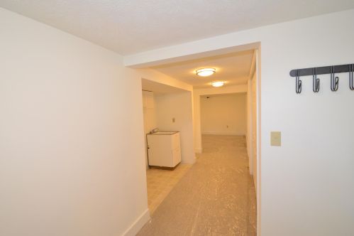 960 60 St, Grand Rapids MI 49508-7054 exterior