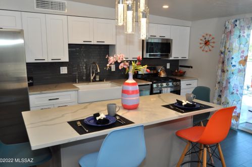 3231 Champlain Ave, Tucson AZ  85730-1942 exterior