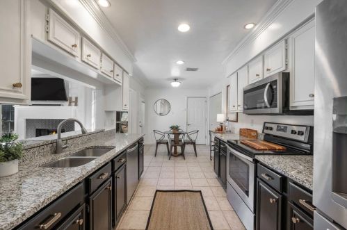 8070 Rock Brk St, Frisco TX 75034 exterior