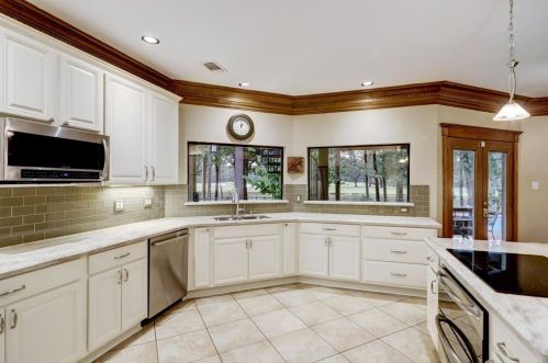 2315 Frst Gdn Dr, Humble TX 77345-1600 exterior