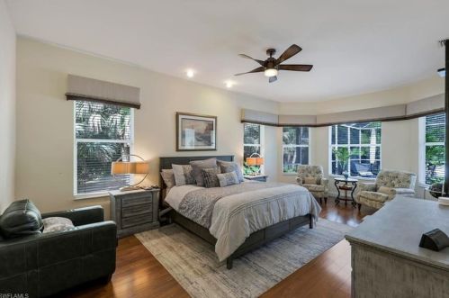 4581 7 Ave, Naples FL 34117-4154 exterior