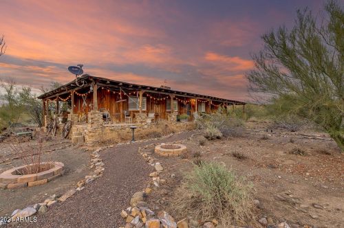 47713 29 Ave, Phoenix AZ 85087-9638 exterior