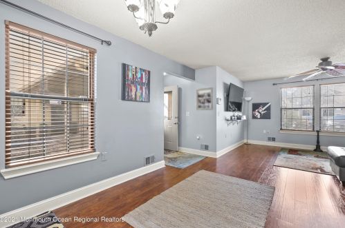 102 Bluebell Dr, Jackson Twp, NJ 08527-4111