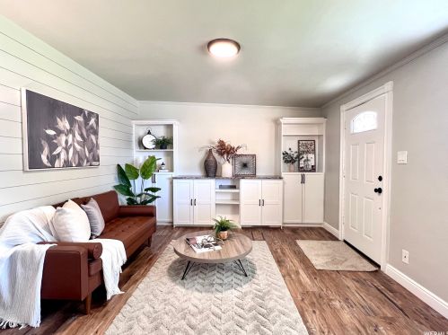 10227 Zinnia Way, Sandy, UT 84094-4461