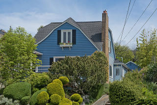 2526 29th Ave, Seattle WA  98144-5402 exterior