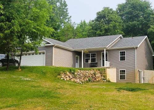 3429 113th Ave, Allegan MI  49010-8301 exterior