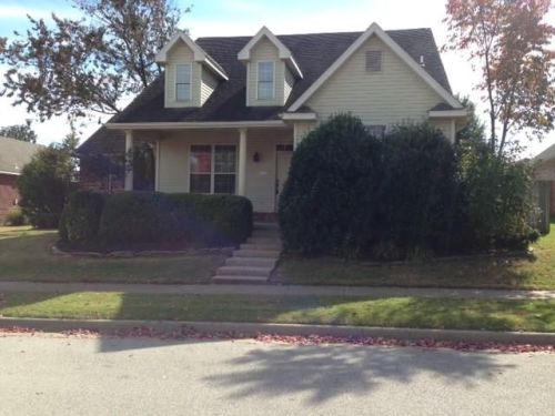 6533 Tall Oaks Loop, Springdale, AR 72762-5840