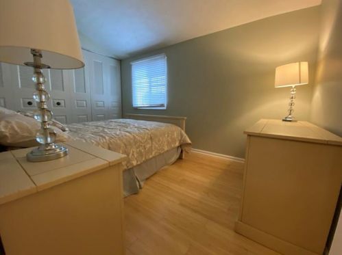 3269 Dawson St, Pittsburgh PA 15213-4536 exterior