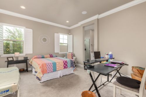 1934 Wisteria Dr, Chandler AZ 85286 exterior