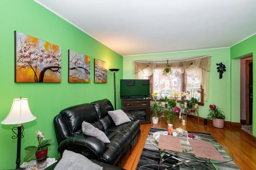 2931 Meade Ave, Chicago IL 60634-1522 exterior