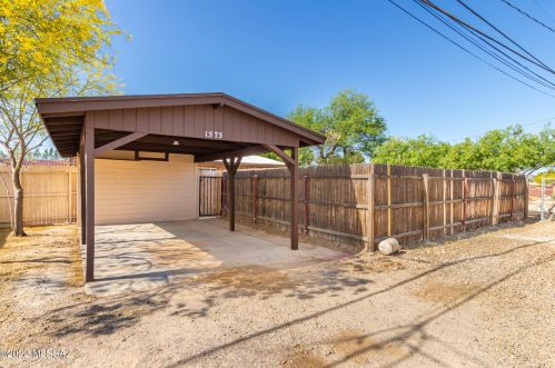 1575 Grant Rd, Tucson AZ  85719-3313 exterior