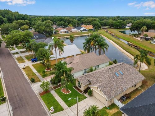 9616 Long Meadow Dr, Tampa FL  33615-1236 exterior