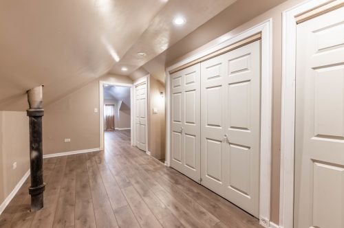 5643 California, Chicago IL 60659-4815 exterior