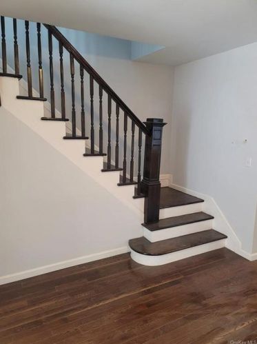 4103 Bronxwood Ave, Bronx NY 10466-4510 exterior