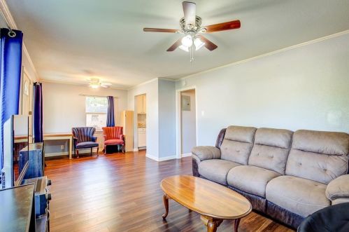 2202 Boyd St, Dallas TX  75224-1746 exterior