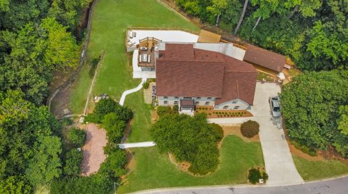 805 Forest Overlook Dr, Atlanta, GA 30331-7389