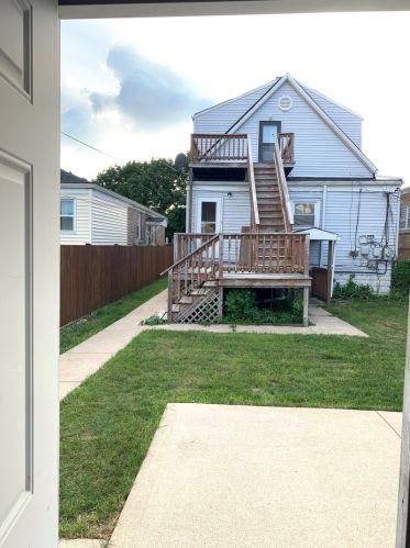 6423 Kostner Ave, Chicago IL 60652-3102 exterior