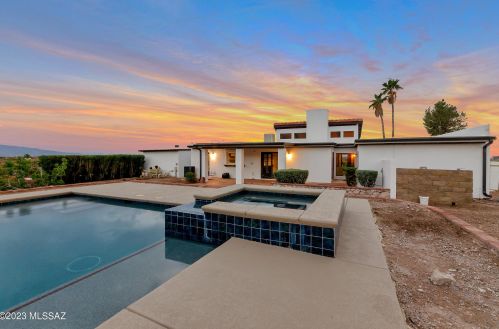 4701 Camino Gacela, Tucson AZ  85718-6813 exterior