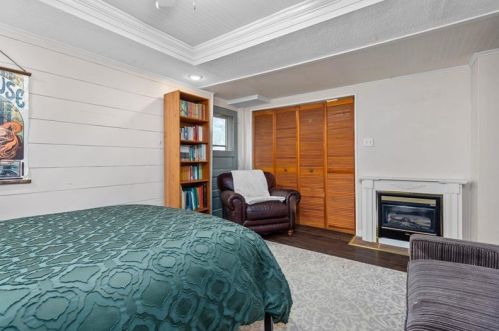 2431 Arlington Ave, Pittsburgh PA 15203-1313 exterior