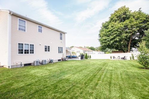 10 Olney St, Providence RI 02919-5152 exterior