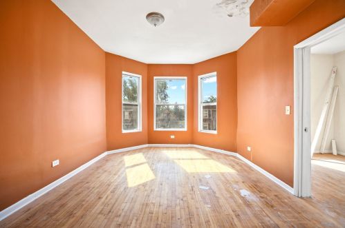 132 113 St, Chicago IL 60655-1431 exterior