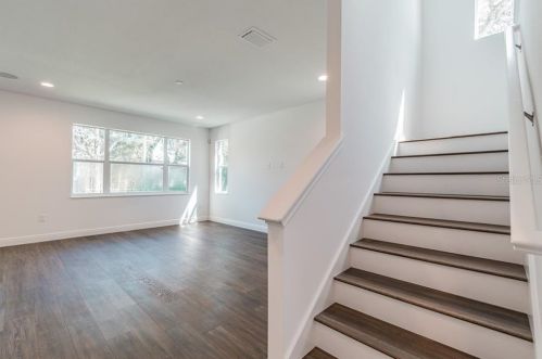 2113 Carmen St, Tampa FL 33606-1202 exterior