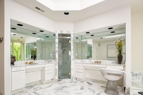 17 Tallwoods Rd, Armonk NY 10504-1020 exterior