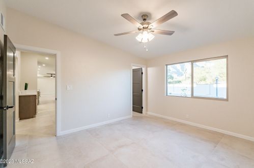 5862 Camino Arenosa, Tucson AZ  85718-4650 exterior