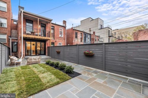 1451 Chapin St, Washington DC  20009-4510 exterior