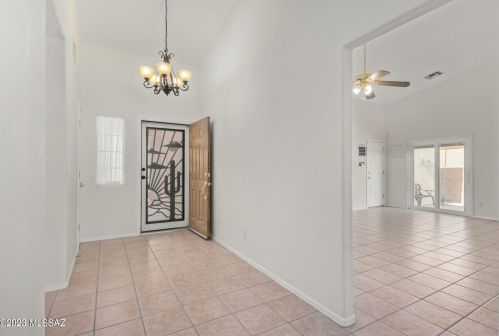 9593 Paseo Juan Tabo, Tucson AZ  85747-5007 exterior