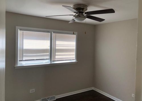 312 113 St, Chicago IL 60655-1926 exterior