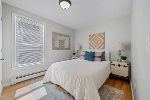 4 Mckinley Rd, Worcester MA  01605-2112 exterior