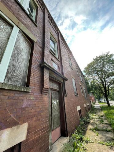 5701 Laflin St, Chicago IL 60636-1729 exterior