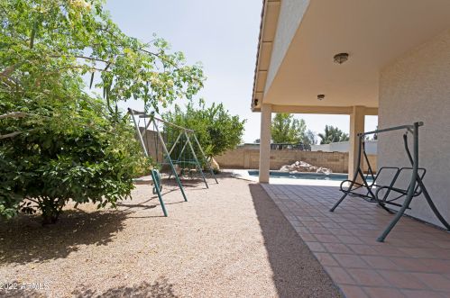 401 Mcnair St, Chandler AZ 85225-1826 exterior