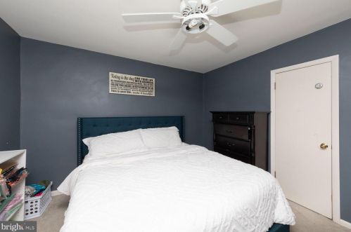 346 Krams Ave, Philadelphia PA 19128-4733 exterior