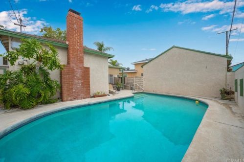 13809 Ibbetson Ave, Bellflower CA 90706-2522 exterior