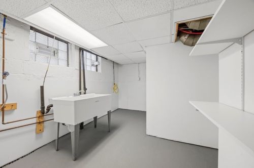 3262 Eastmont Ave, Pittsburgh PA exterior