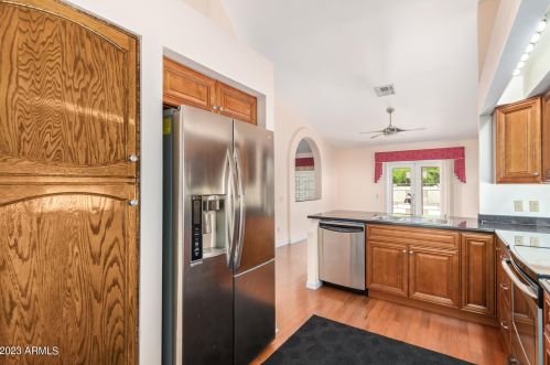 15816 15th Way, Phoenix AZ  85022-3249 exterior