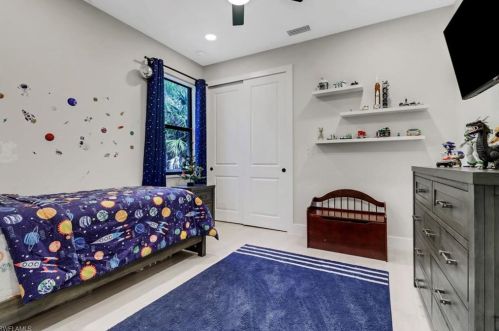 1842 21 St, Naples FL 34120-1801 exterior