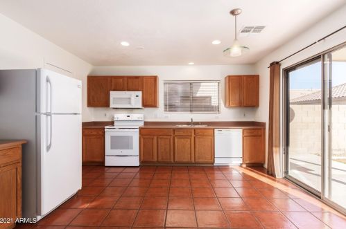 1043 San Vincente Ct, Chandler AZ  85286-1337 exterior